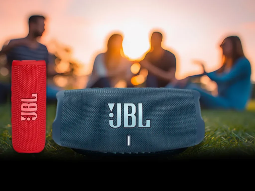 JBL Charge 5 vs JBL Flip 6-Design and Portability