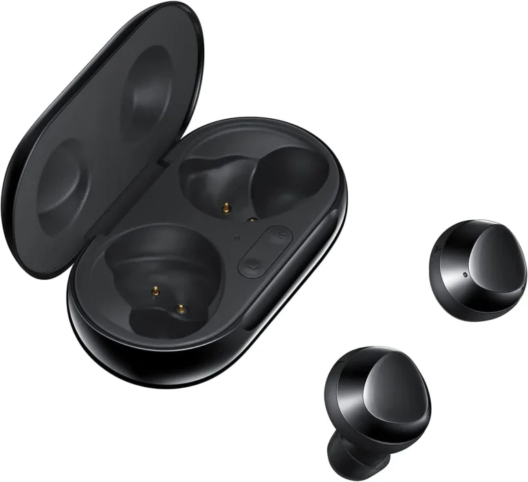 7 best earbuds for small ears best sound 2021